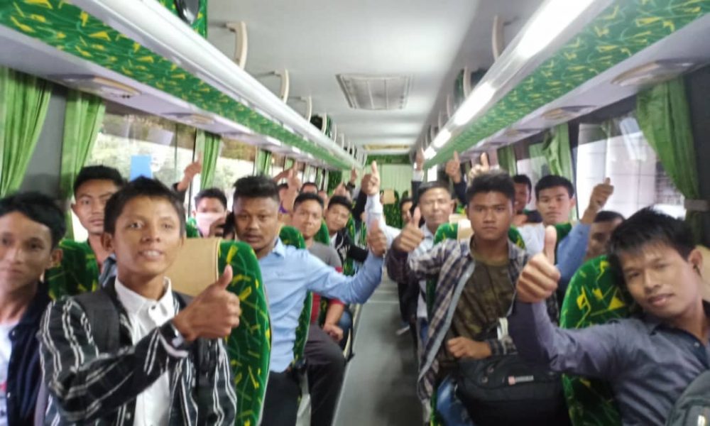 Indonesian construction workers 2